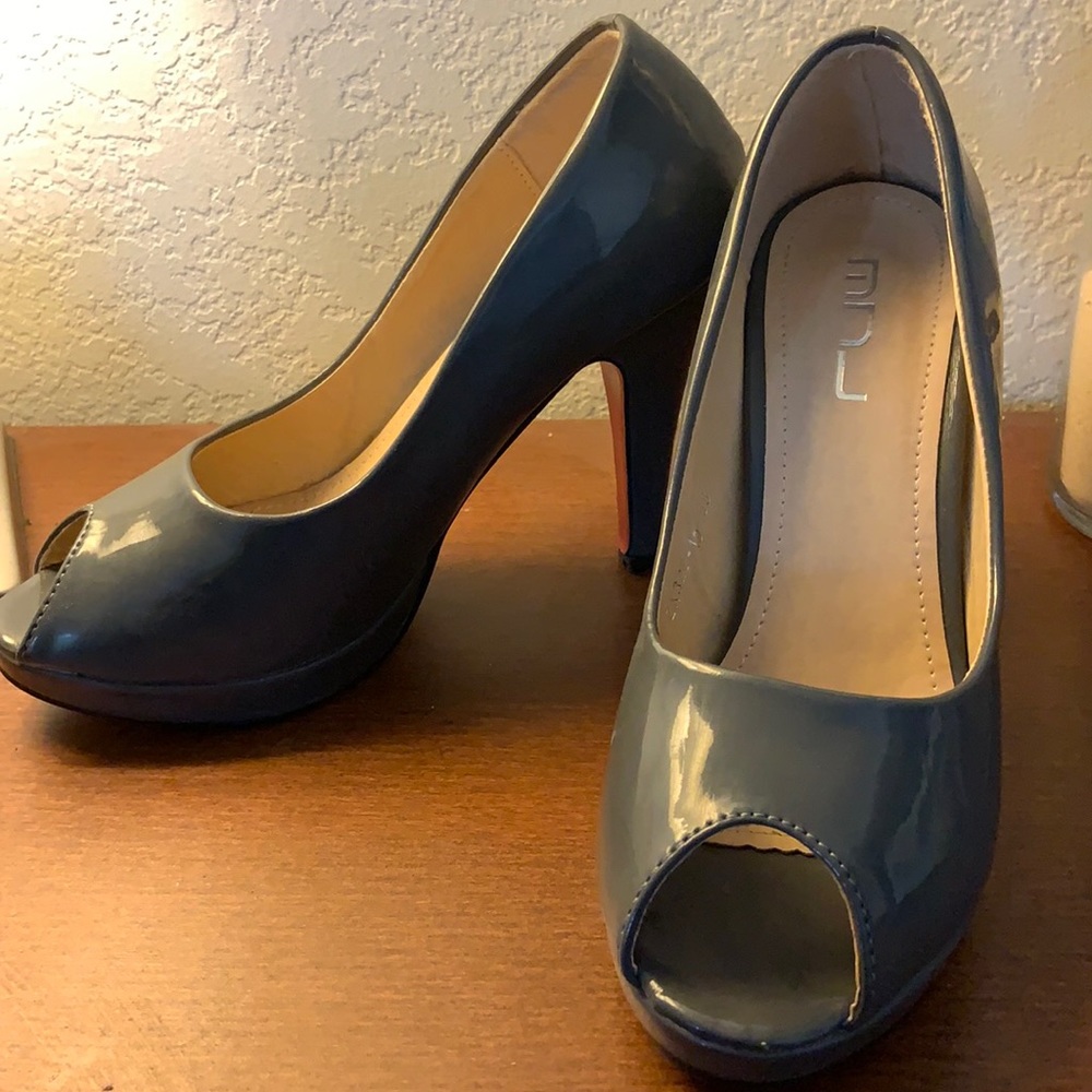 Gray, red bottom pumps